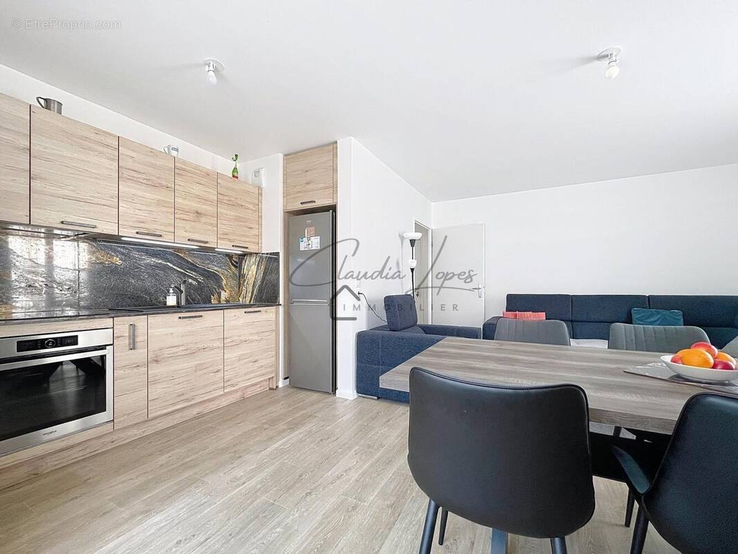 Photo 1 - Appartement à LE BLANC-MESNIL
