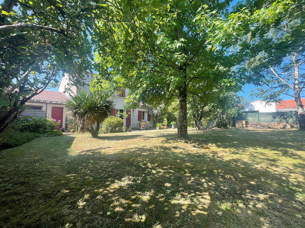 Maison à SAINT-SEBASTIEN-SUR-LOIRE