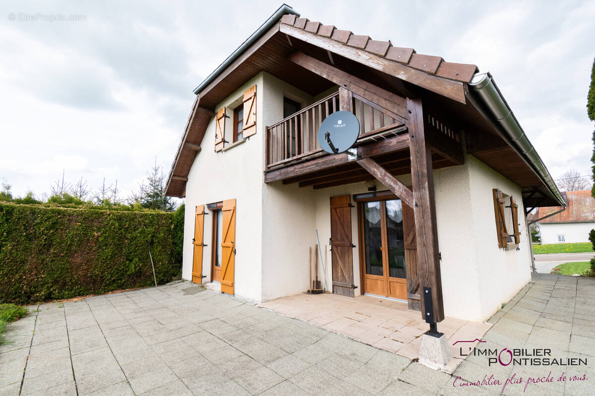 Maison à MIGNOVILLARD