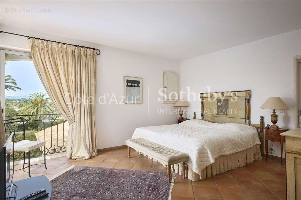 Maison à ANTIBES