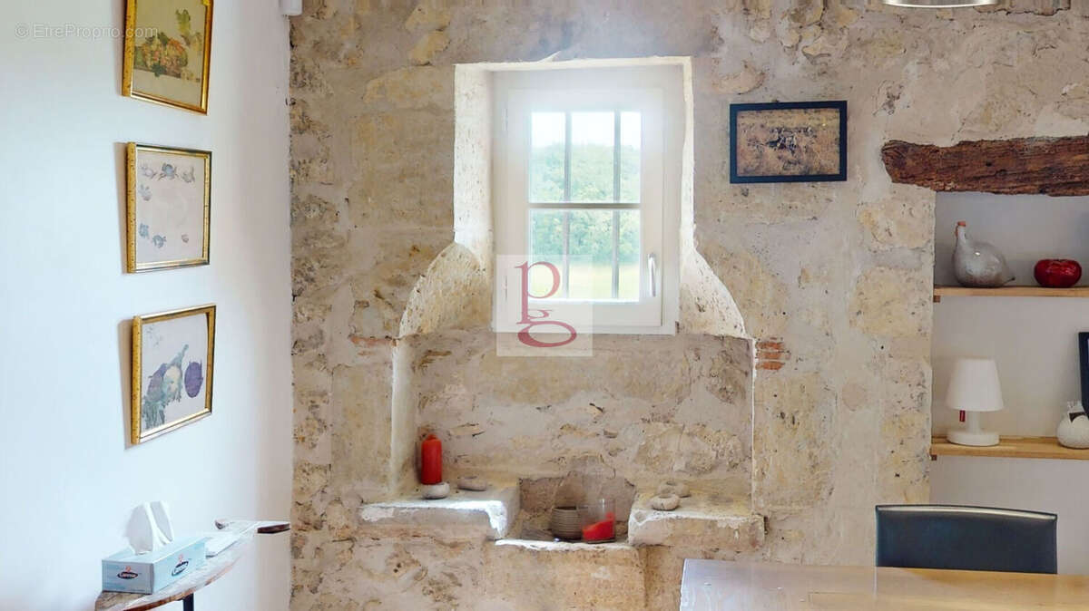 photof29dabda71c538cc95eef261c8d7e7ca - Maison à AUCH