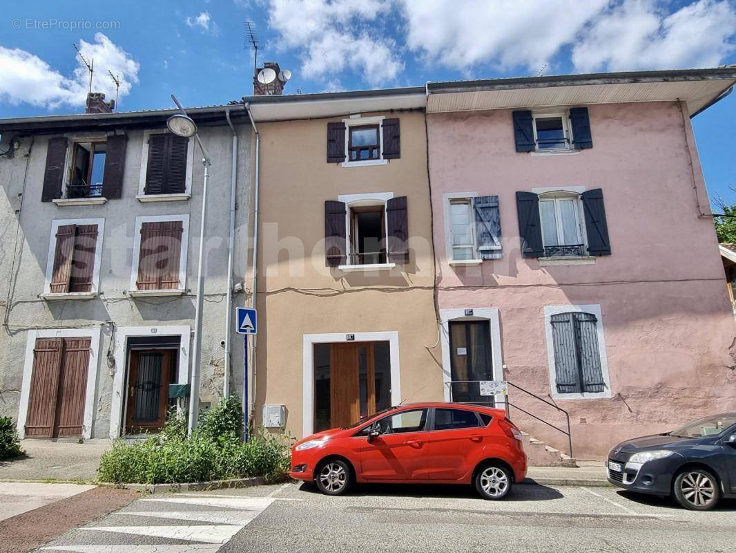 Maison à RIVES
