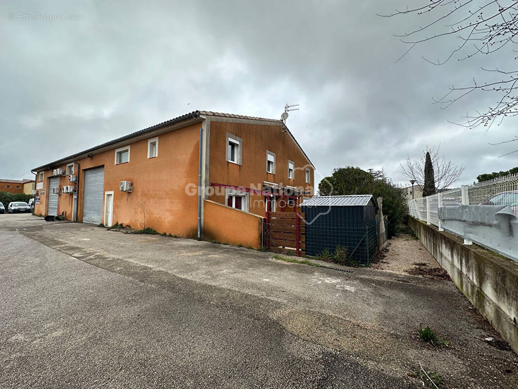 Appartement à CAVEIRAC