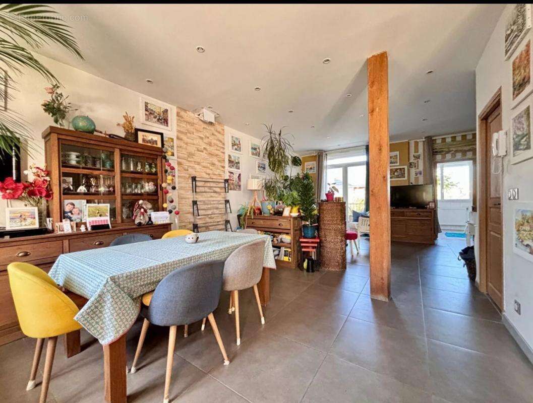 Maison à NANTERRE