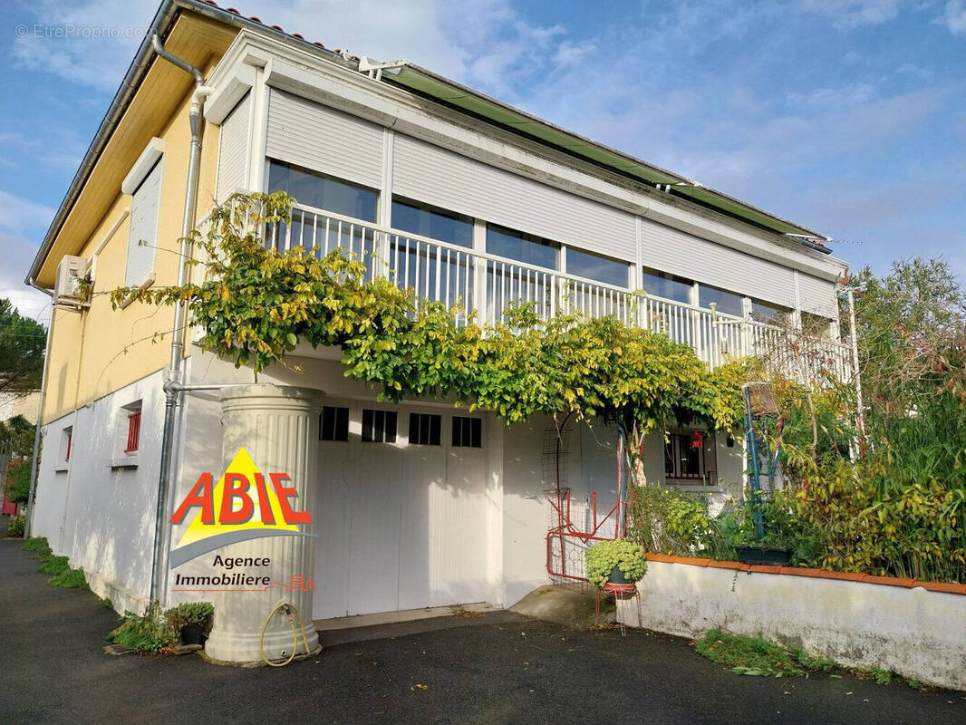 Photo 1 - Maison à NIORT