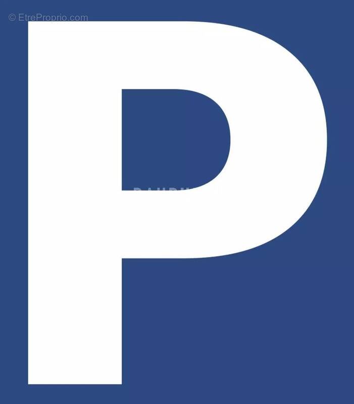 Parking à PARIS-6E