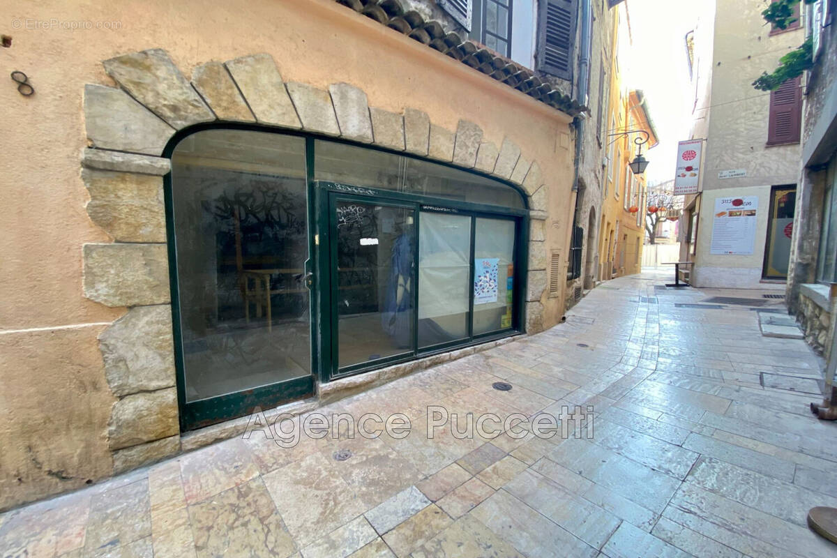 Commerce à VENCE