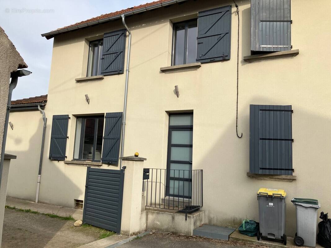 Maison à BIOZAT