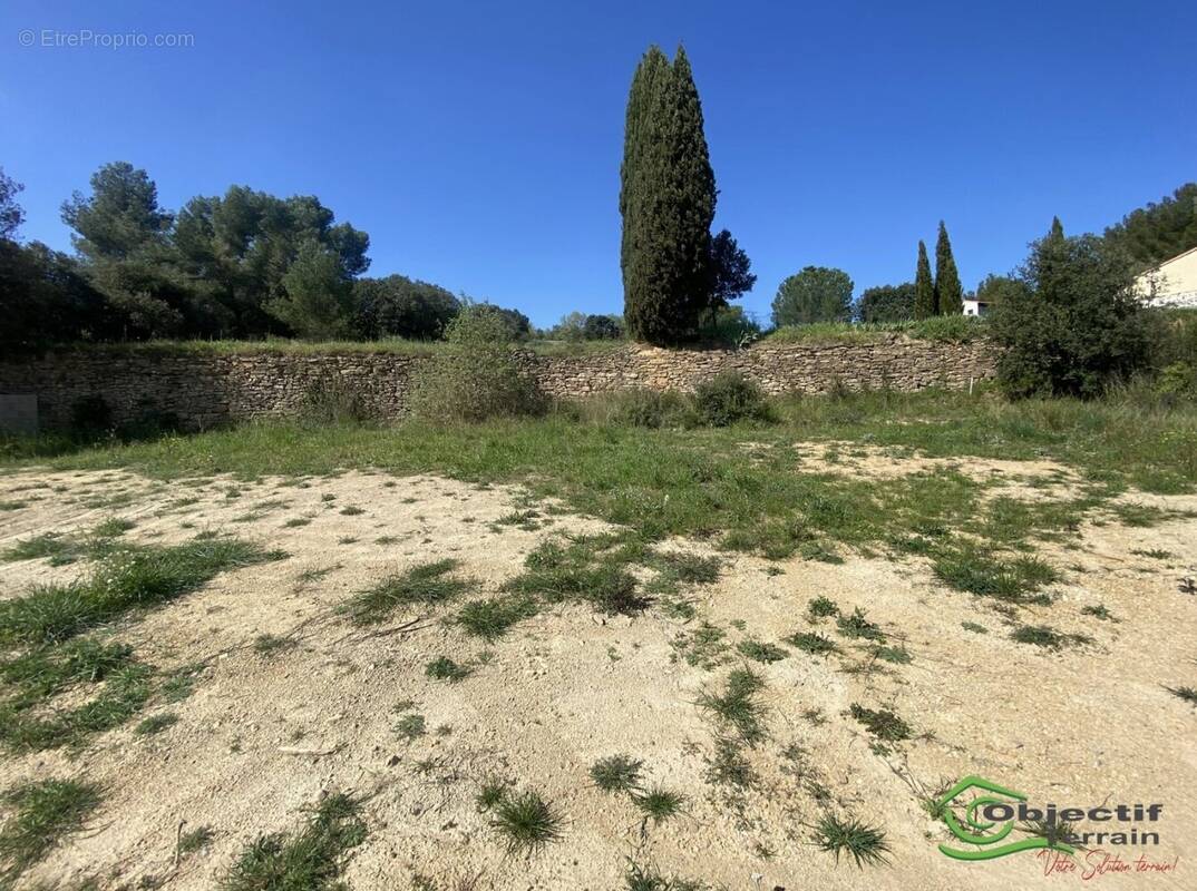 Terrain à GABIAN