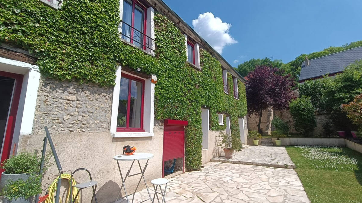 Maison à BORNEL
