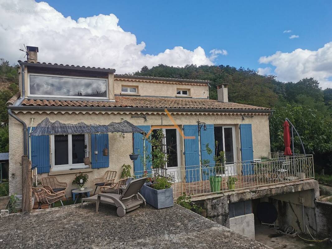 Maison à DIEULEFIT