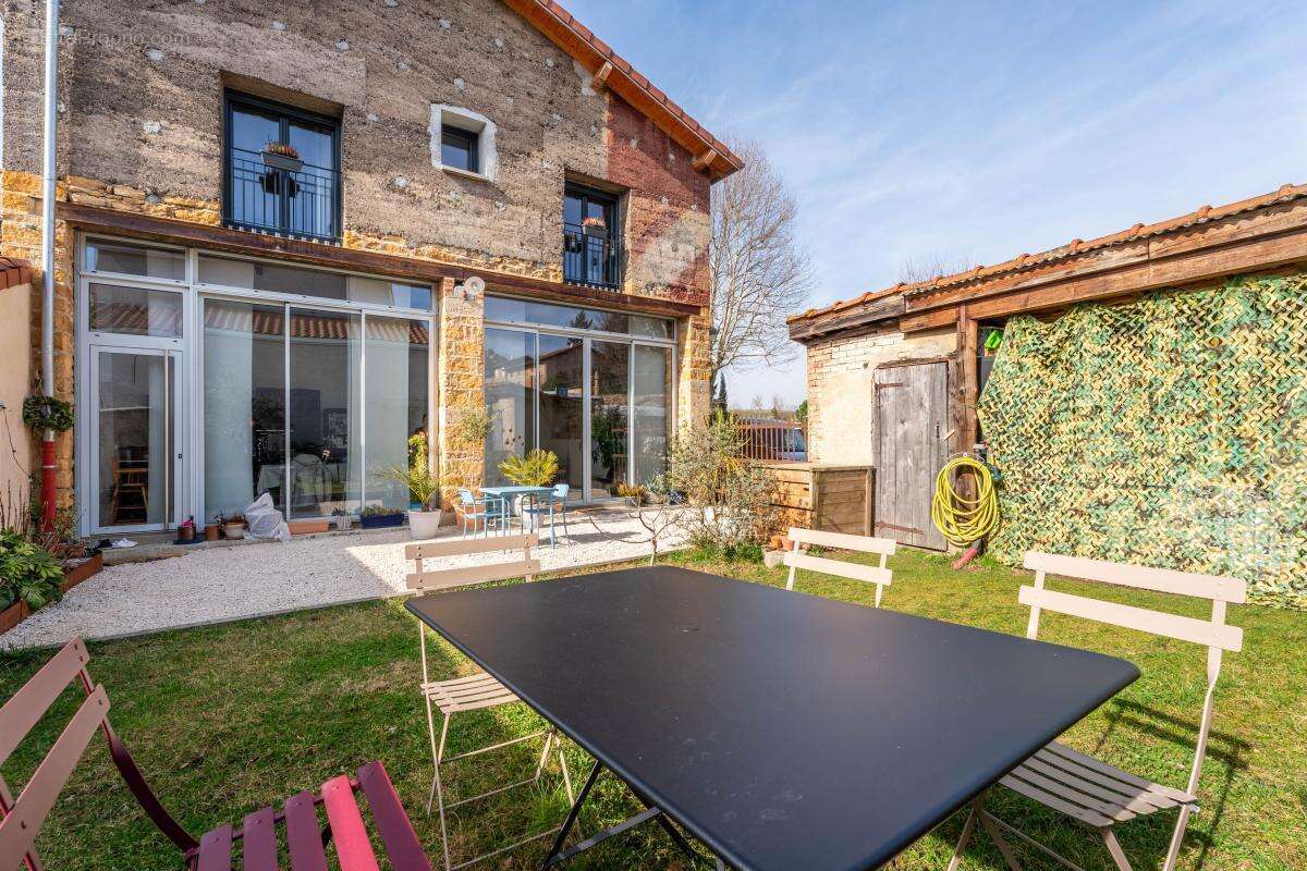 Maison à BULLY
