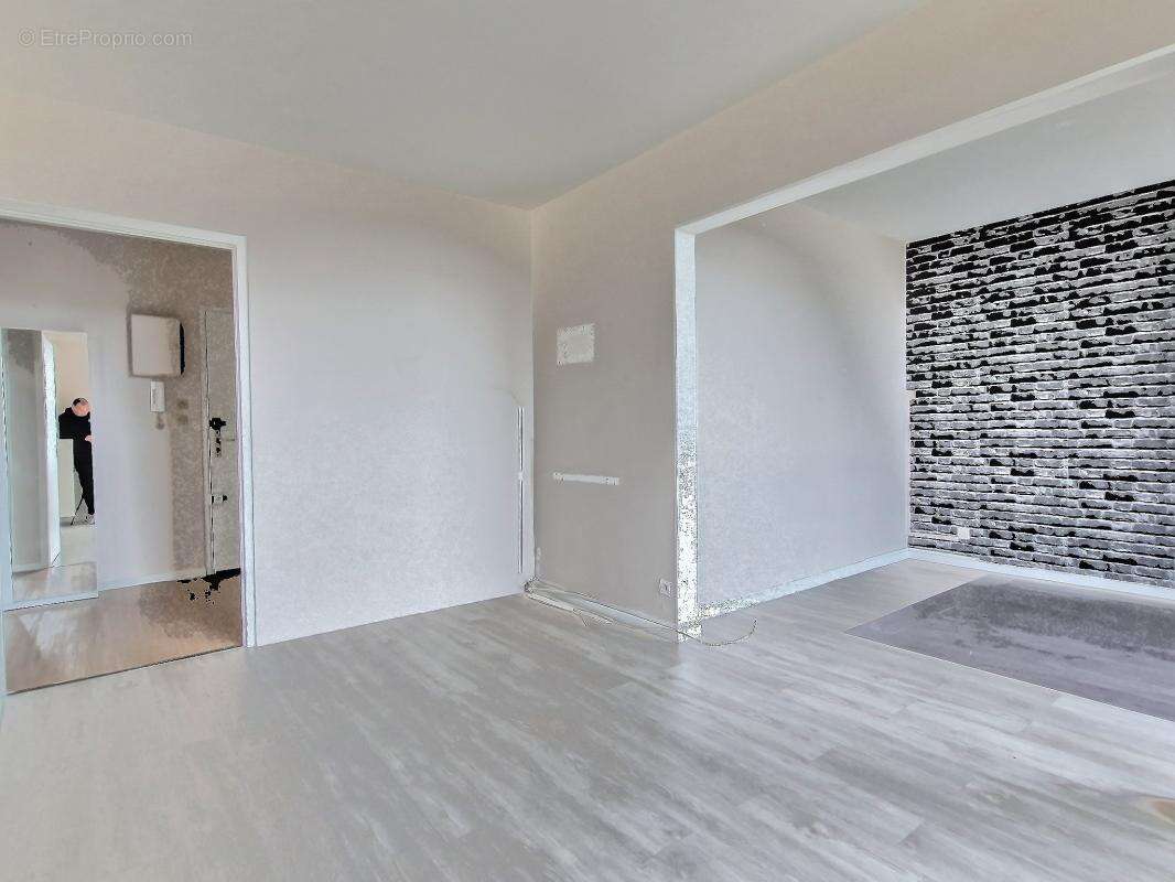 Appartement à VAULX-EN-VELIN