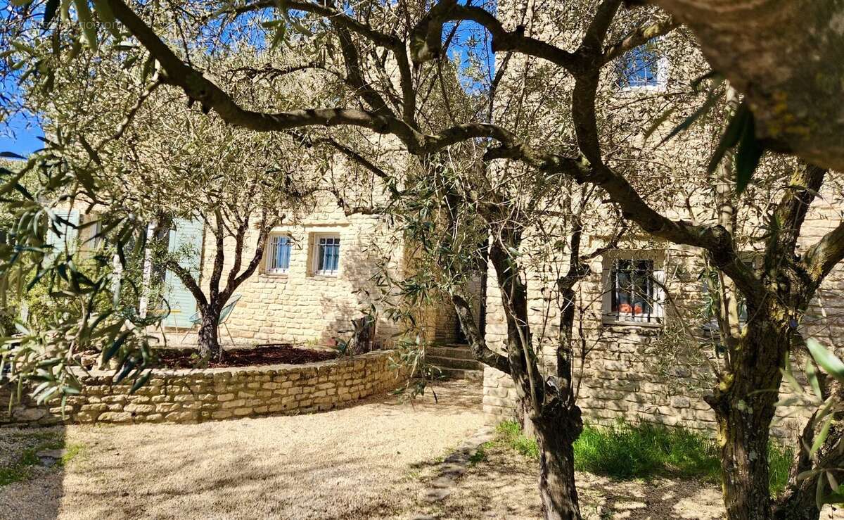 Maison à GOULT