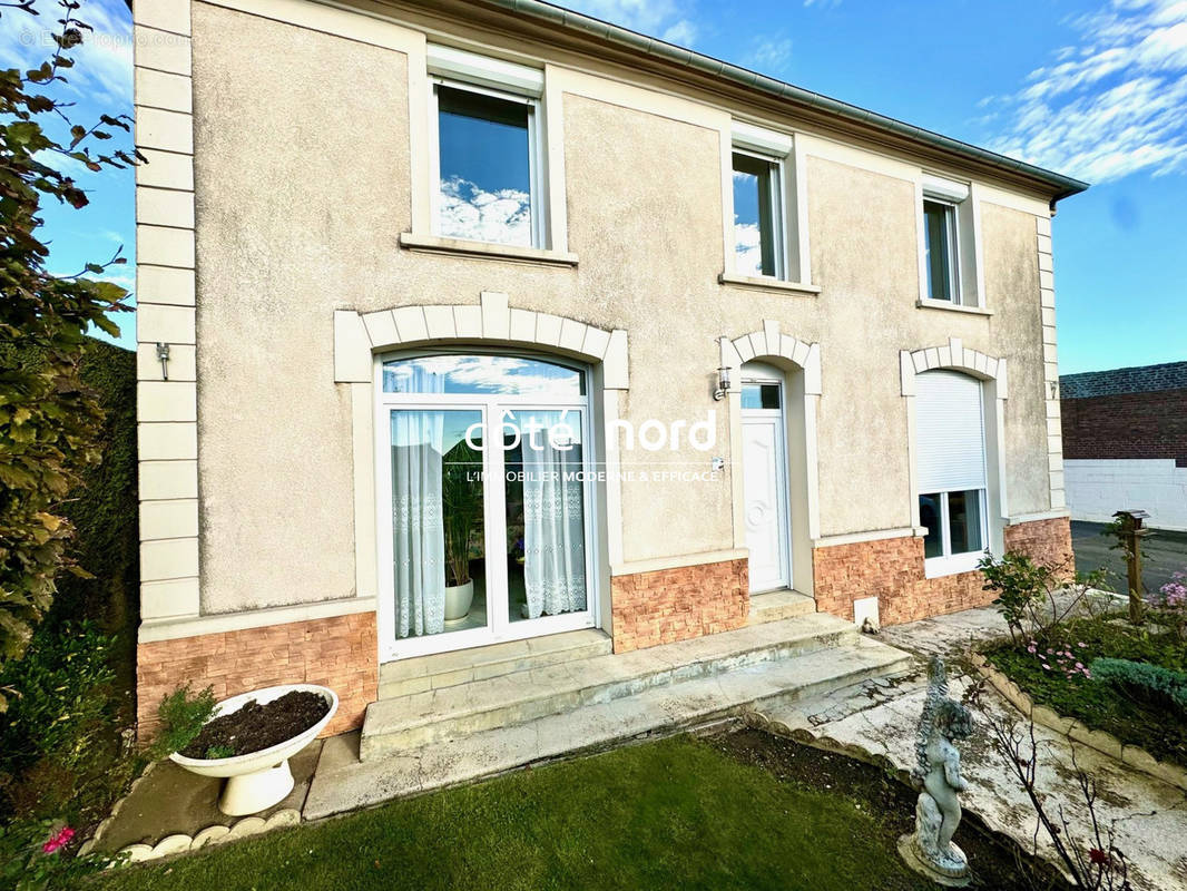 Maison à WALINCOURT-SELVIGNY
