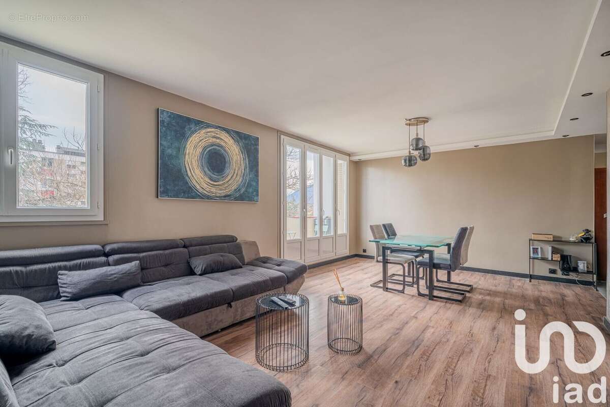 Photo 8 - Appartement à LE PONT-DE-CLAIX
