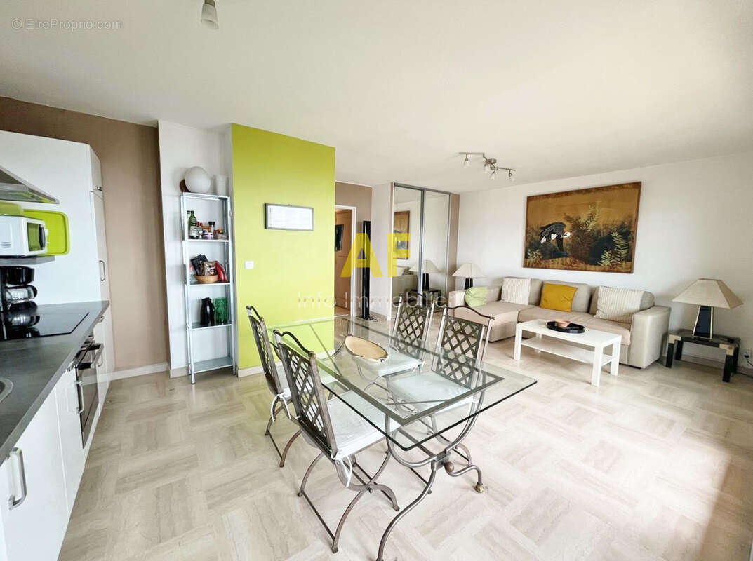Appartement à SAINT-RAPHAEL