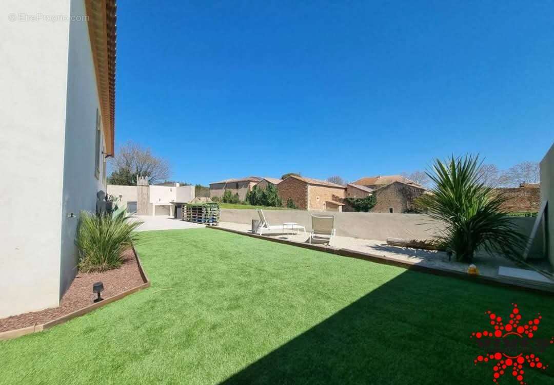 Maison à CRUZY