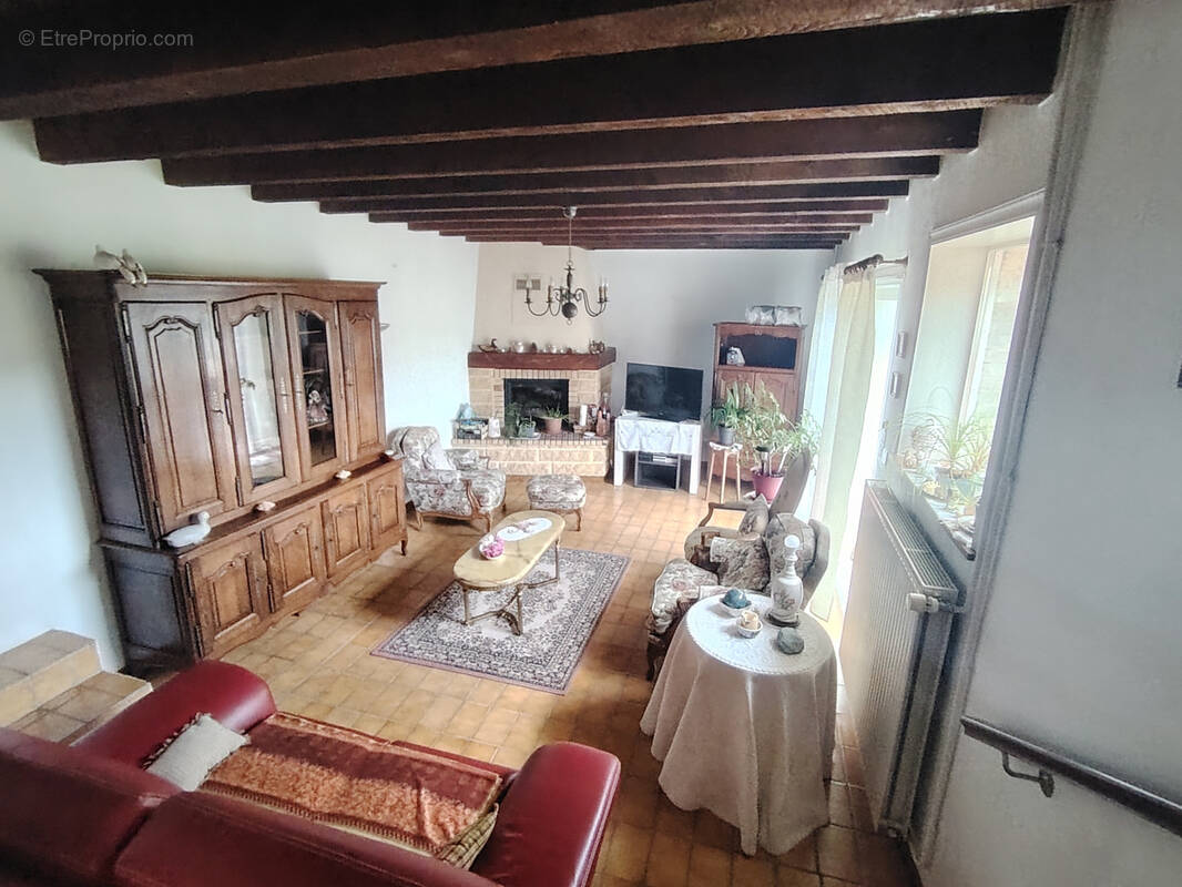 Maison à VARNEVILLE