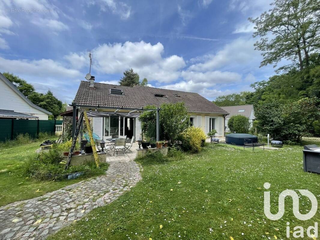 Photo 1 - Maison à LIMEIL-BREVANNES