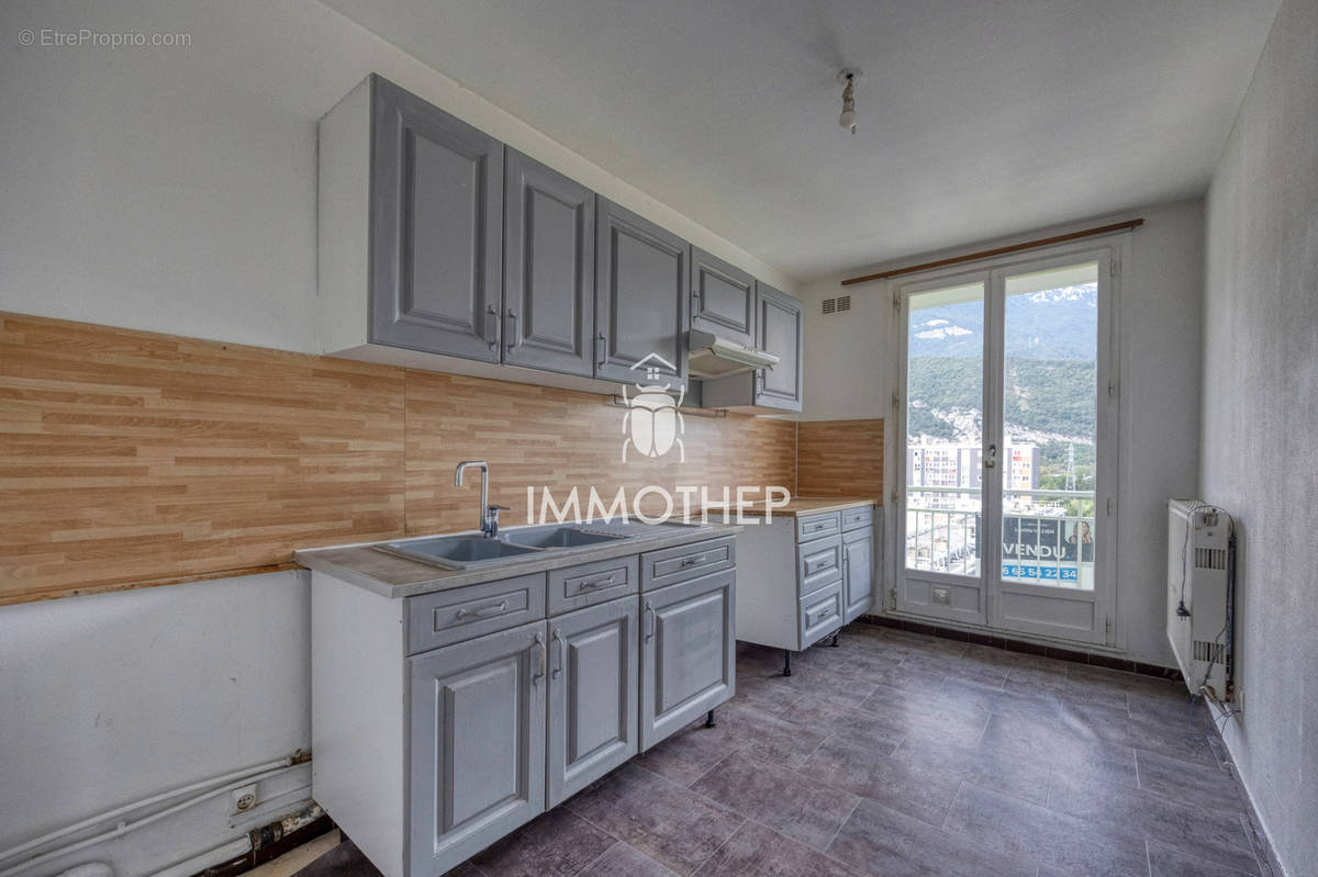 Appartement à ECHIROLLES
