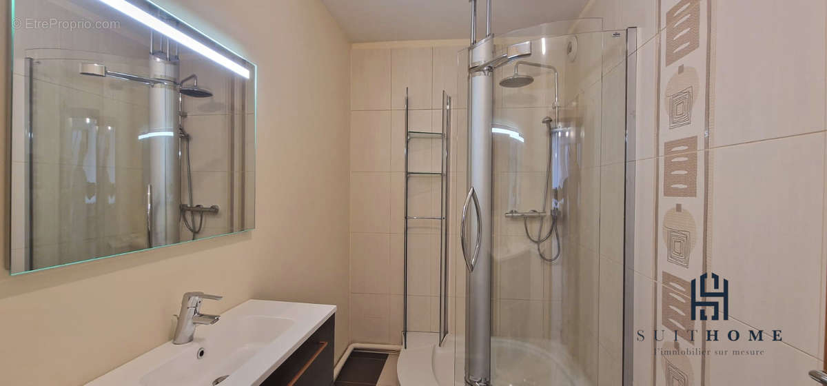 Appartement à LYON-6E