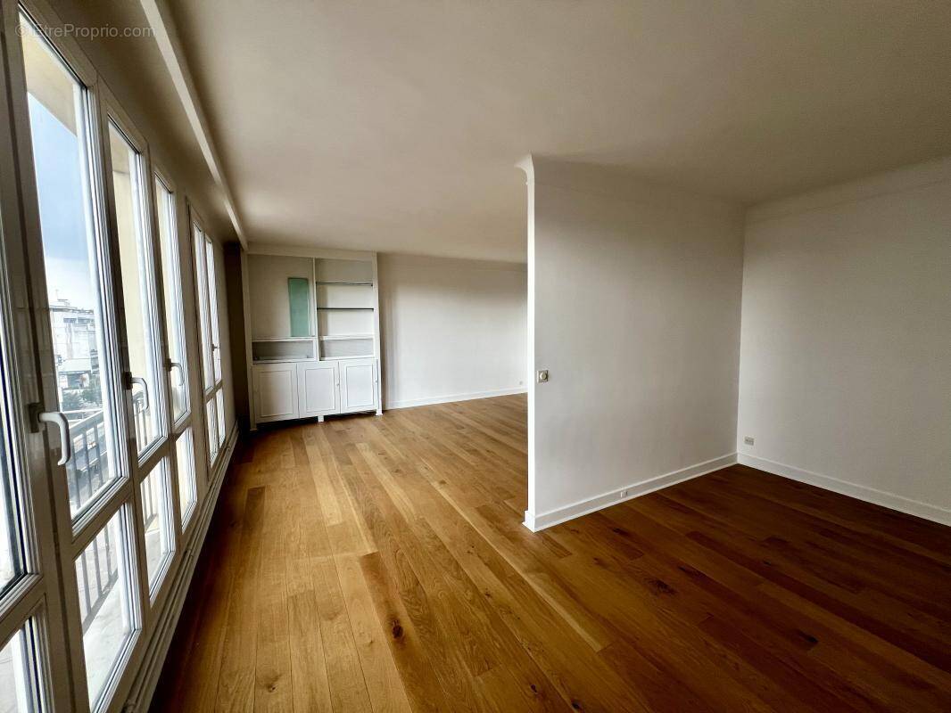 Appartement à CHOISY-LE-ROI