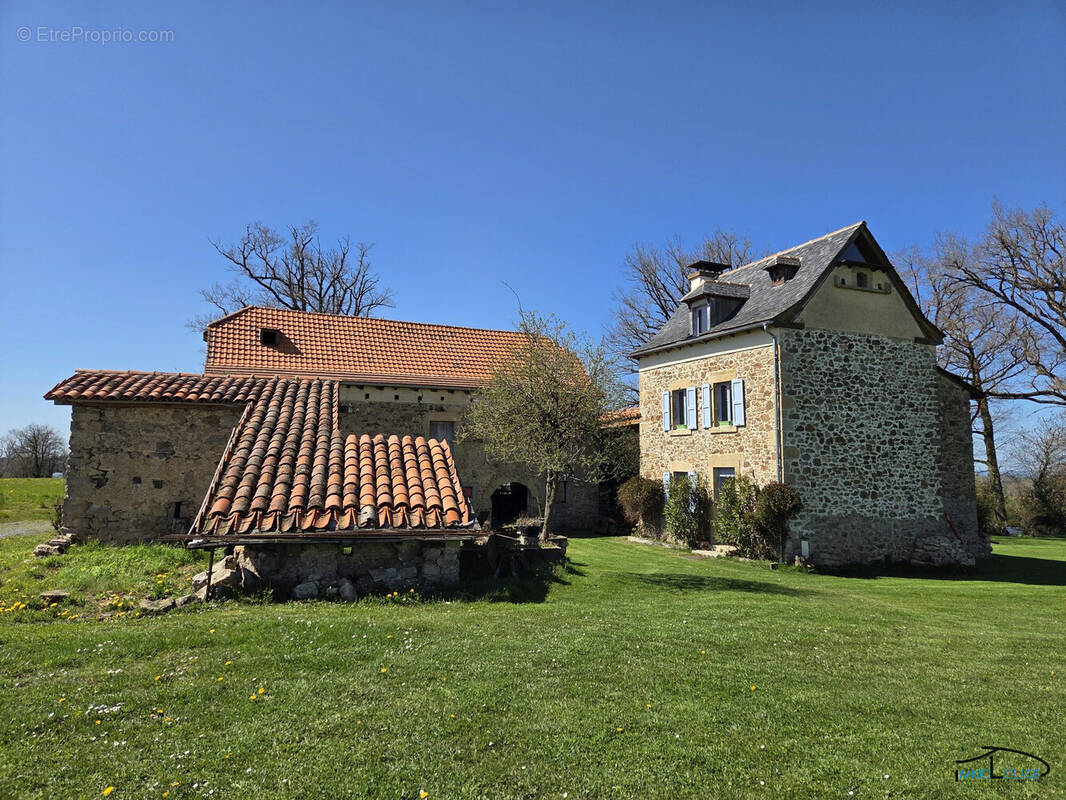 Maison à VAUREILLES