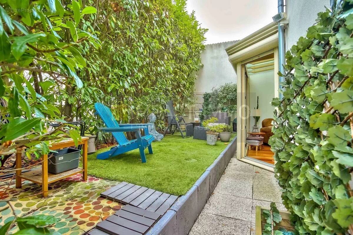 Appartement à SURESNES