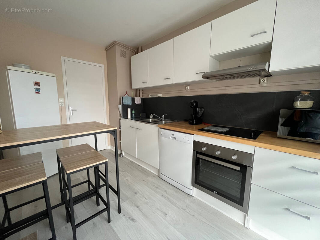 Appartement à SEGRE
