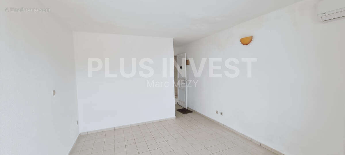 Appartement à LE GOSIER
