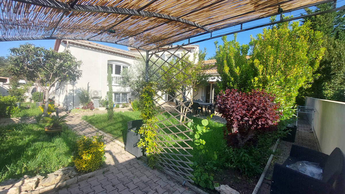 Maison à PIERRELATTE