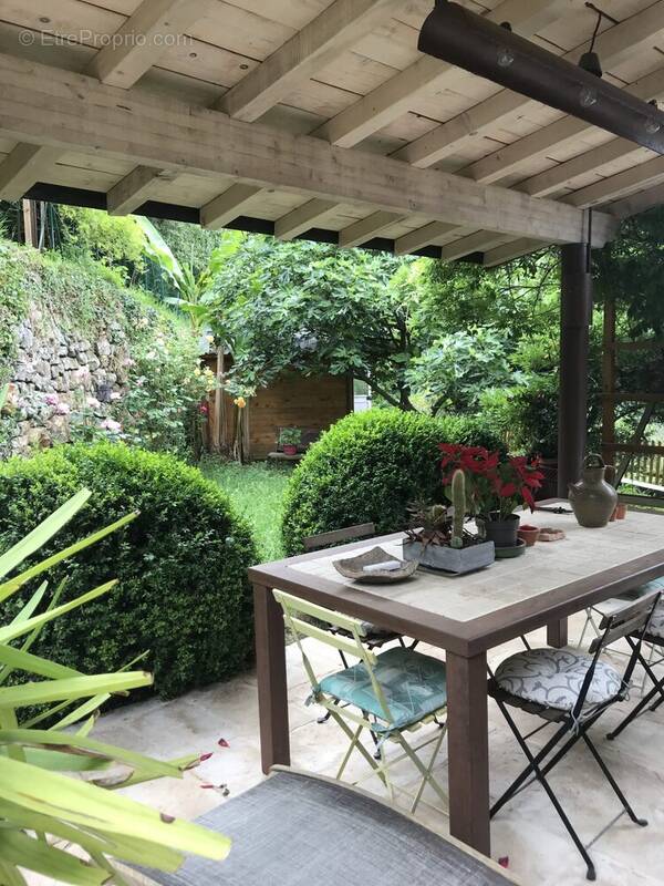 Maison à PRIVAS