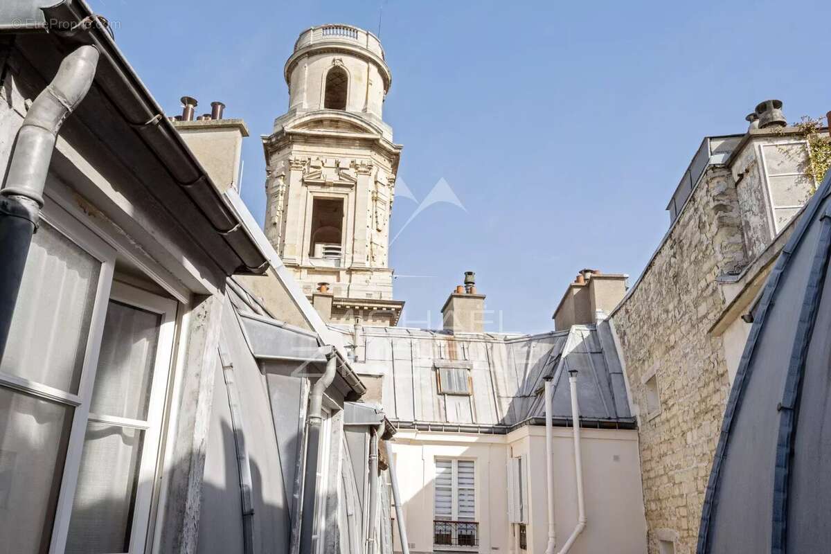 Appartement à PARIS-6E