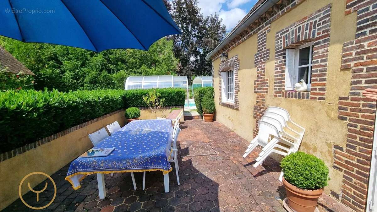 Maison à AIX-EN-OTHE