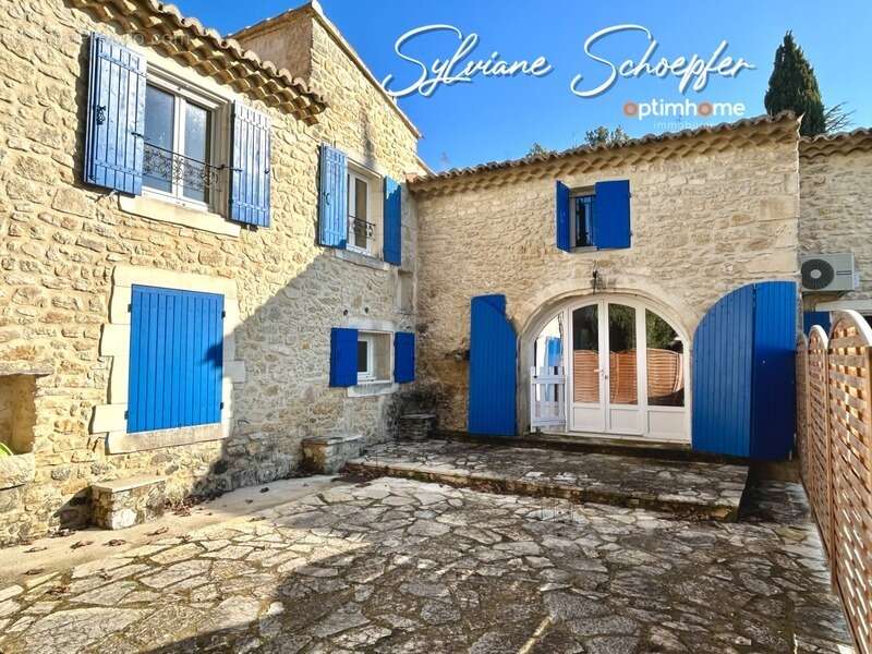Appartement à BOLLENE