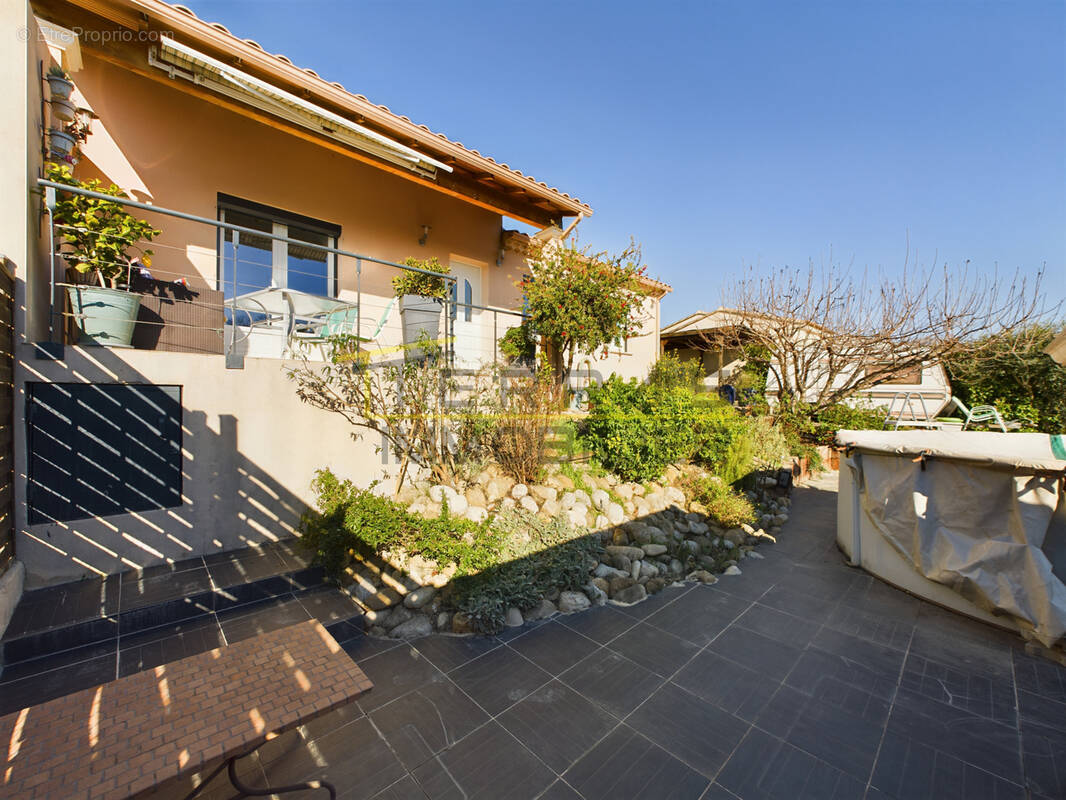 Maison à VISAN