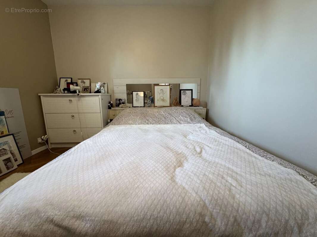 Appartement à FREPILLON