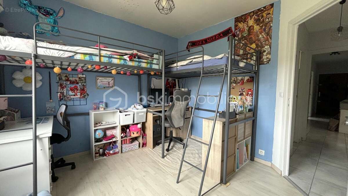 Appartement à VENCE