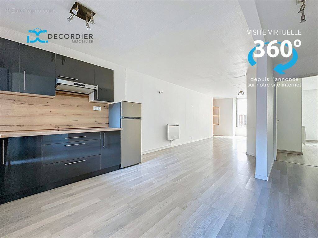 Appartement à EVIAN-LES-BAINS