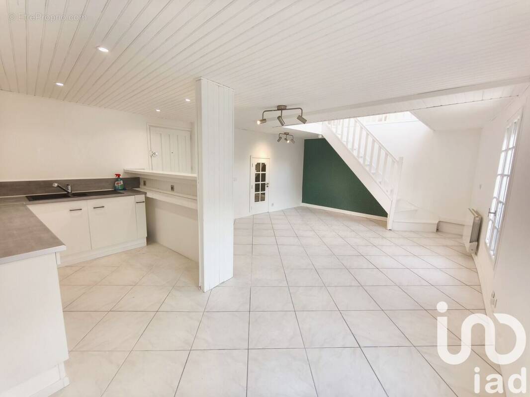 Photo 1 - Appartement à LA CHAPELLE-EN-SERVAL