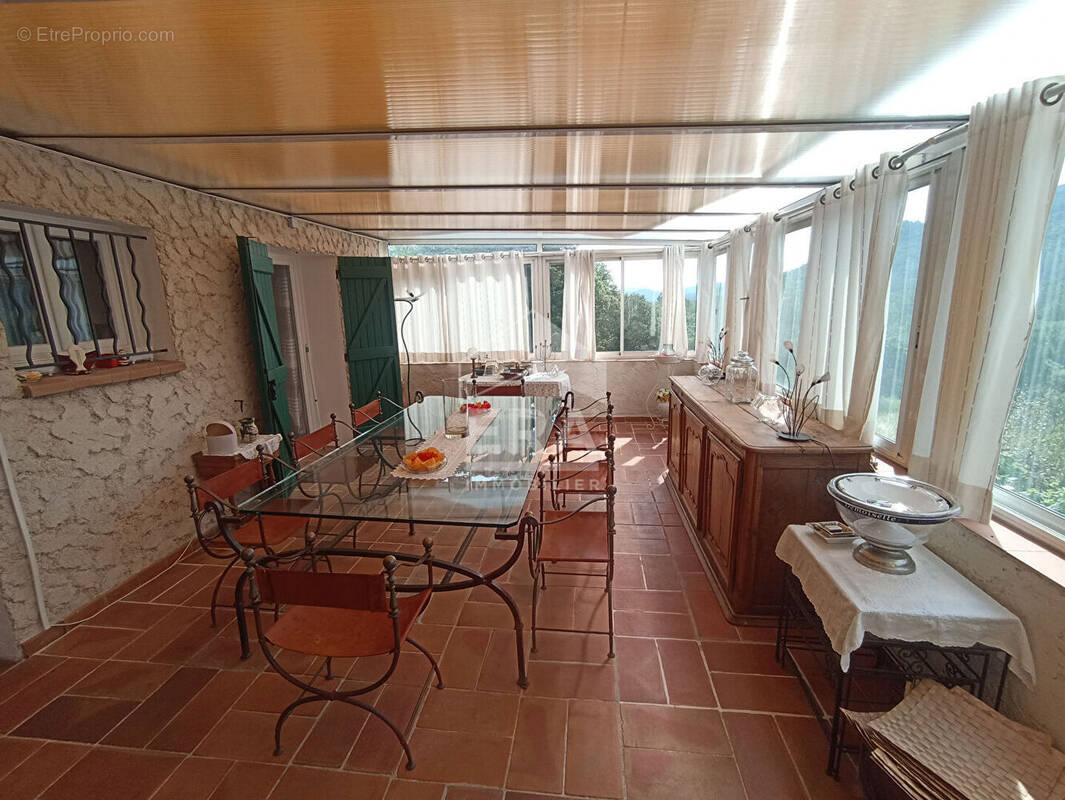 Maison à TARADEAU