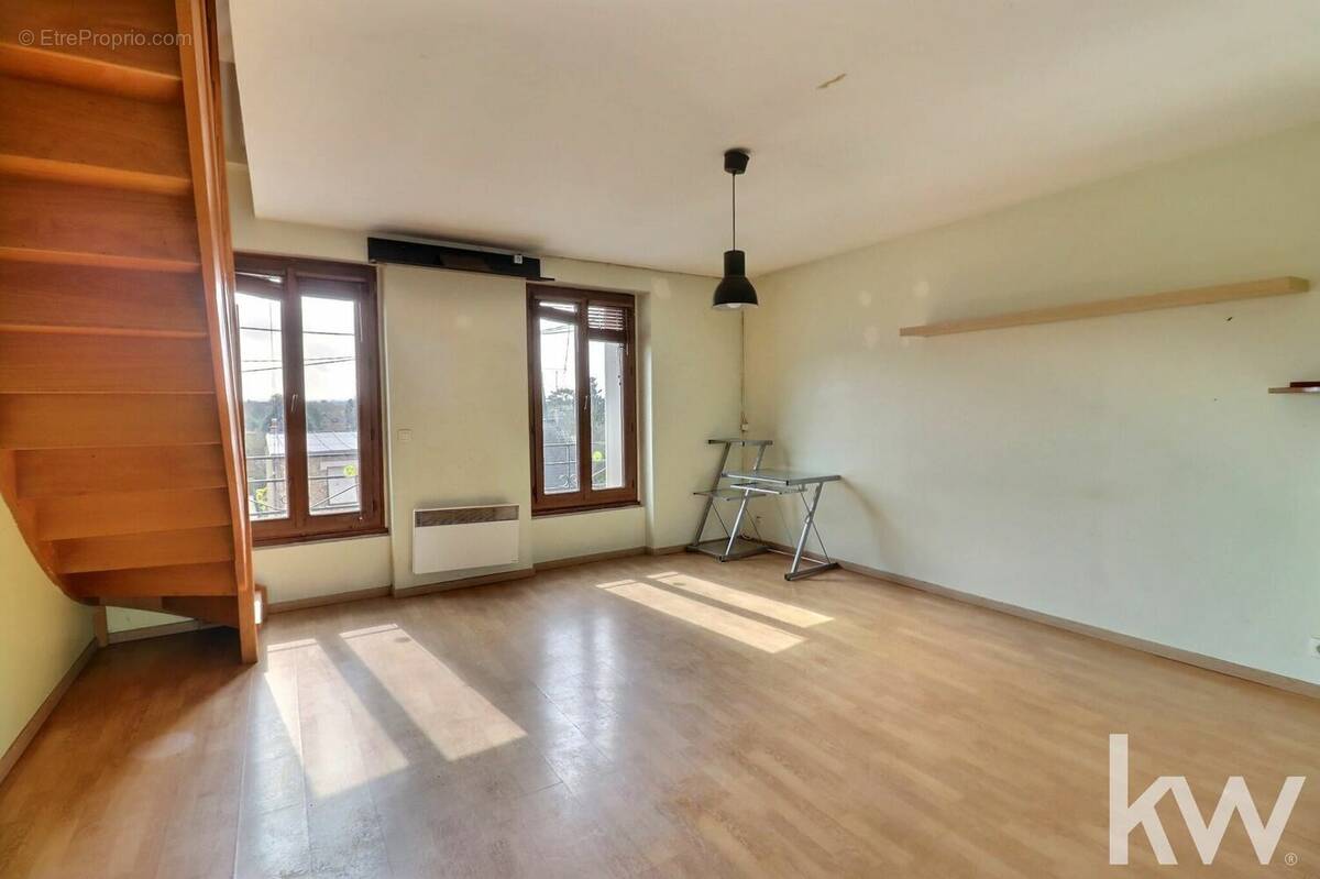 Appartement à VAUX-SUR-SEINE