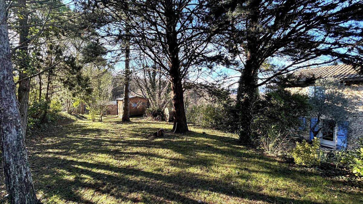 Maison à MIRMANDE