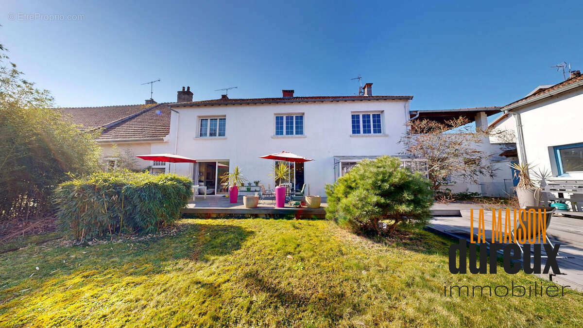 Maison à DAMPIERRE-SUR-SALON