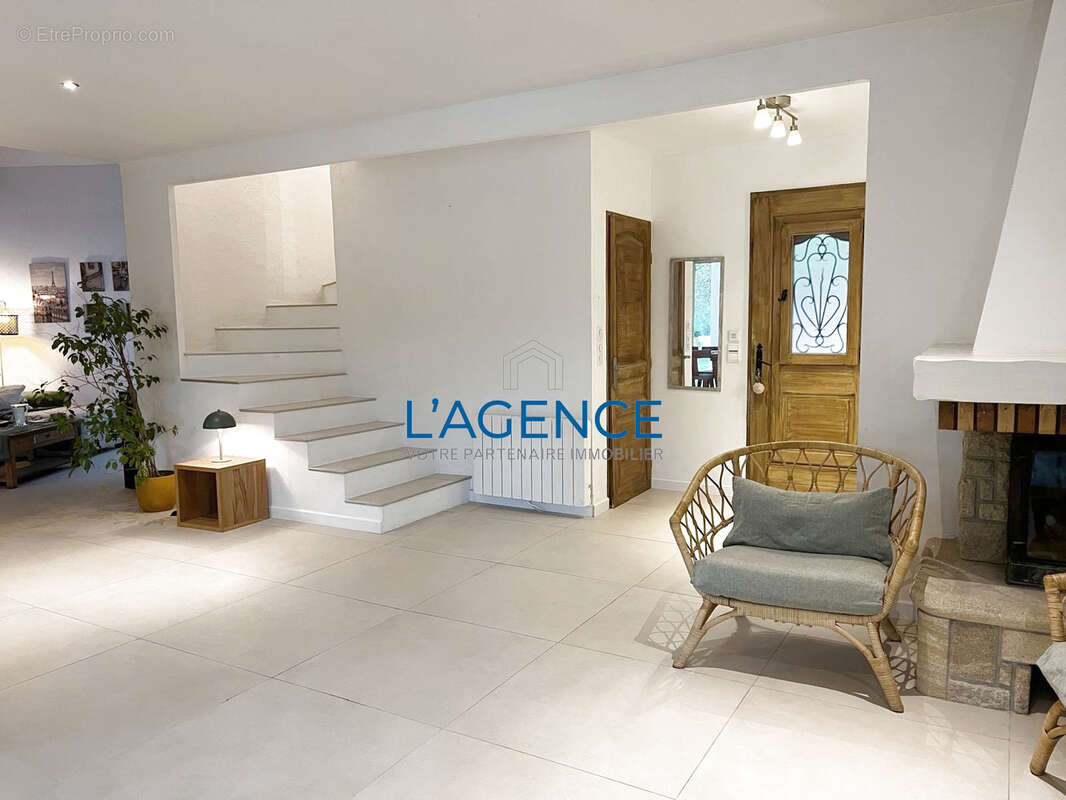 Maison à LA FARLEDE
