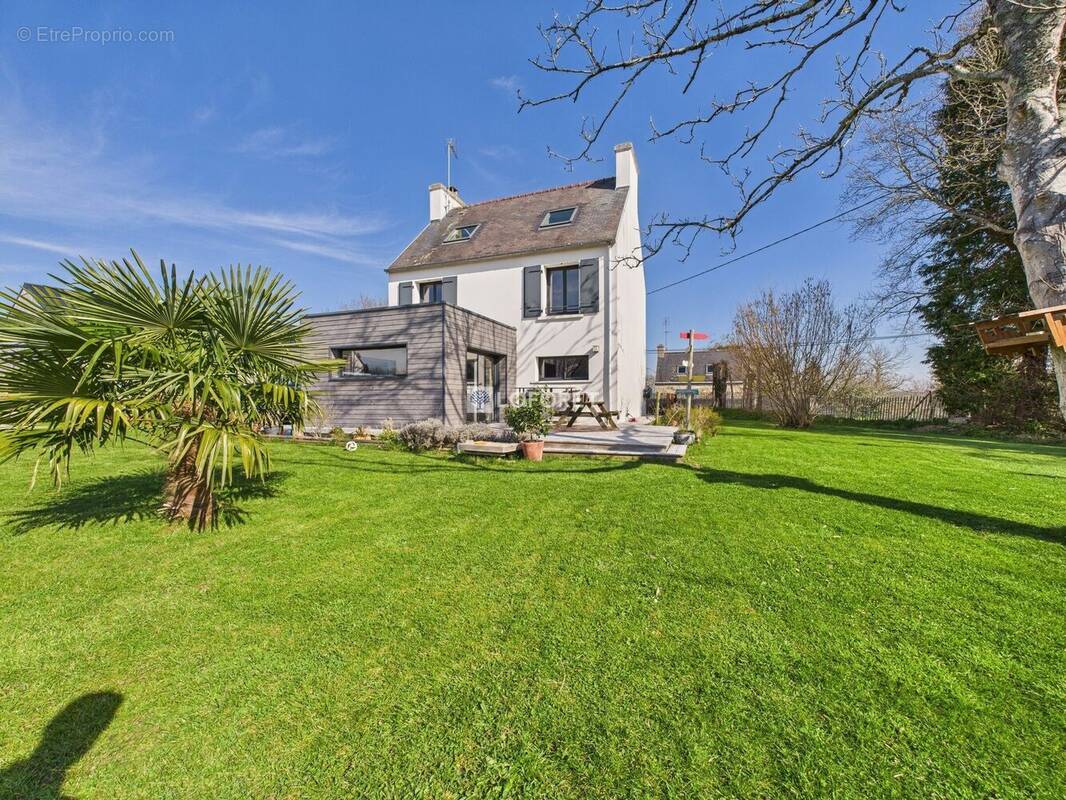 Maison à PLEUVEN