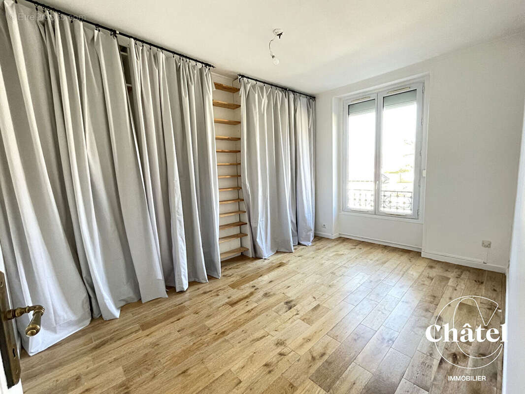 Appartement à LA CHAPELLE-EN-SERVAL