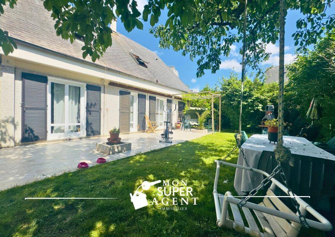 Maison à LE MEE-SUR-SEINE