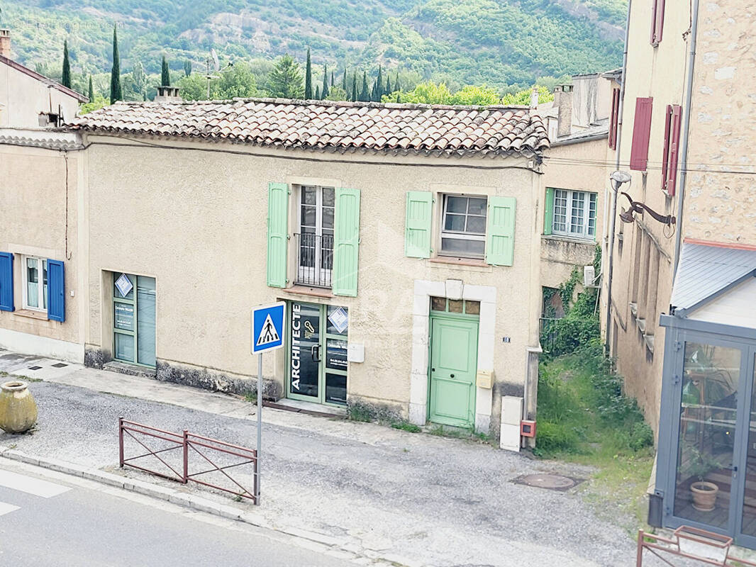 Appartement à CHATEAU-ARNOUX-SAINT-AUBAN